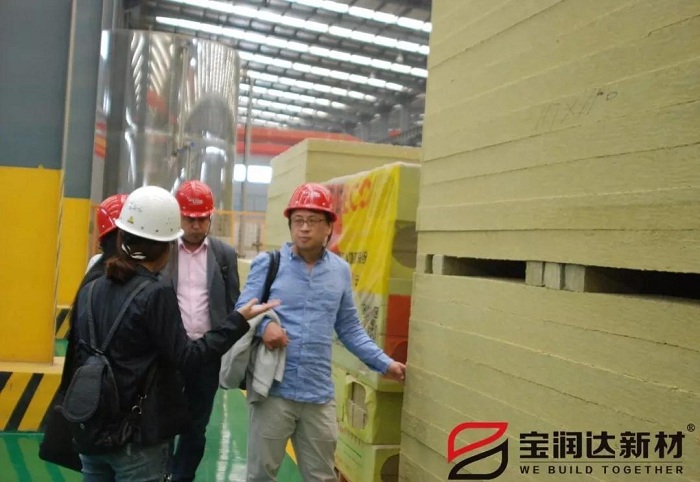 菲律賓及日本客戶一行聯合來訪寶潤達 菲律賓及日本客戶一行聯合來訪寶潤達